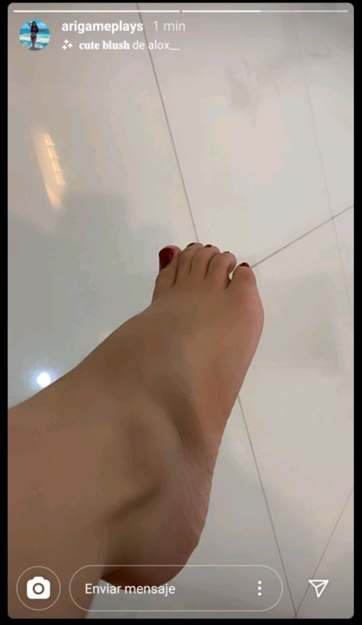 Abril Abdamari Garza Alonso Feet