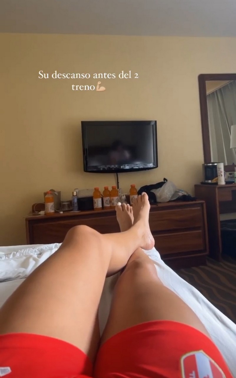 Alexandra Grande Risco Feet