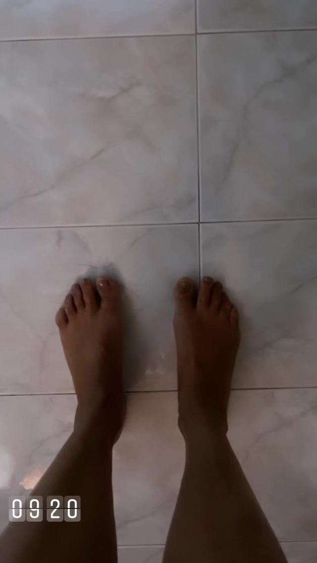 Ana Laura Ribas Feet