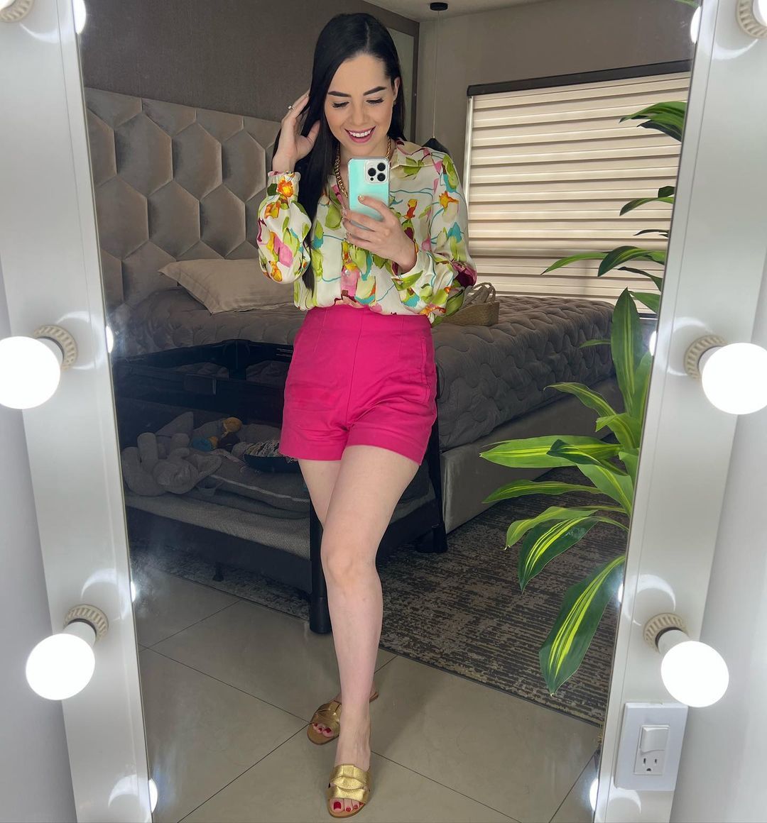 Arely Tellez Feet