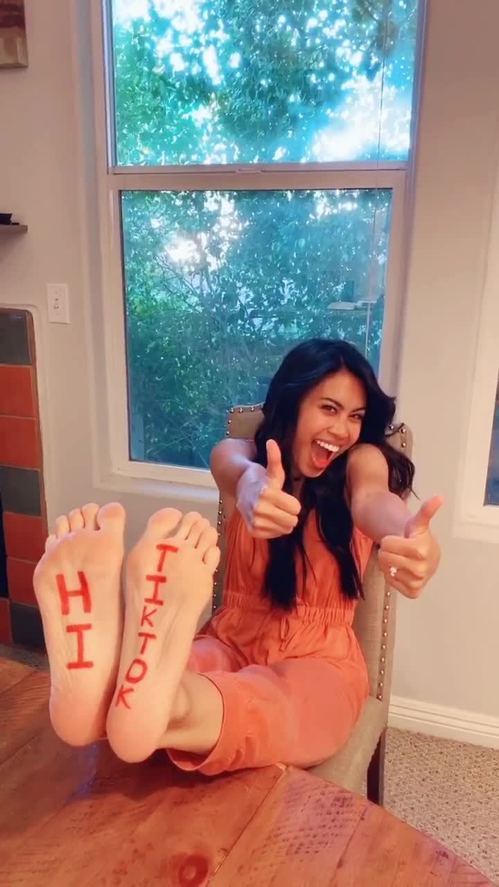Ashley Argota Torres Feet