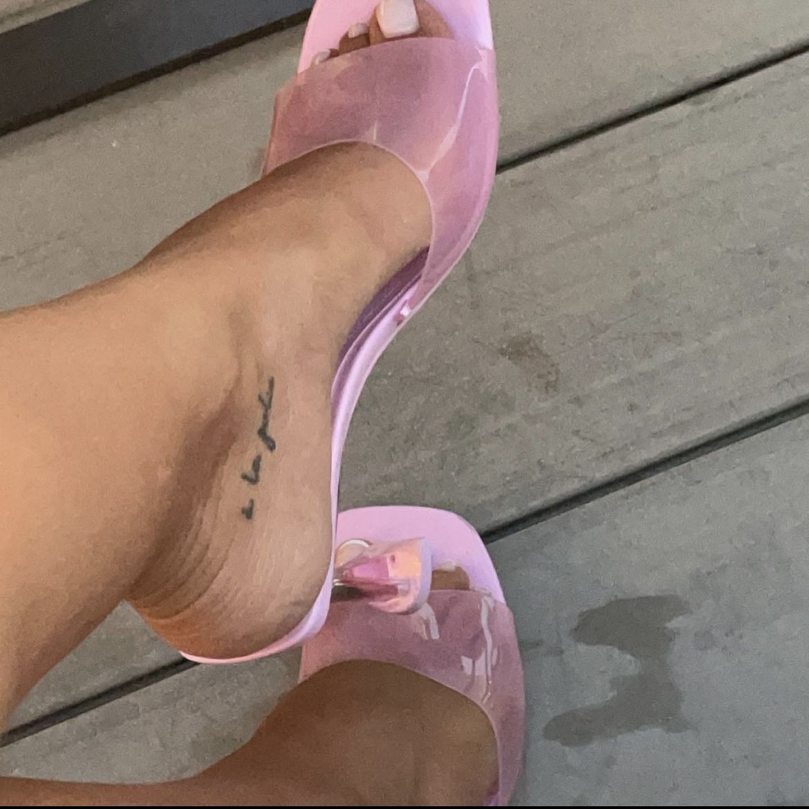 Carla Guetta Cohen Feet