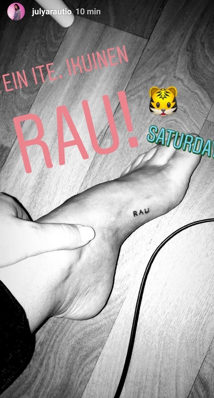 Julia Rautio Feet