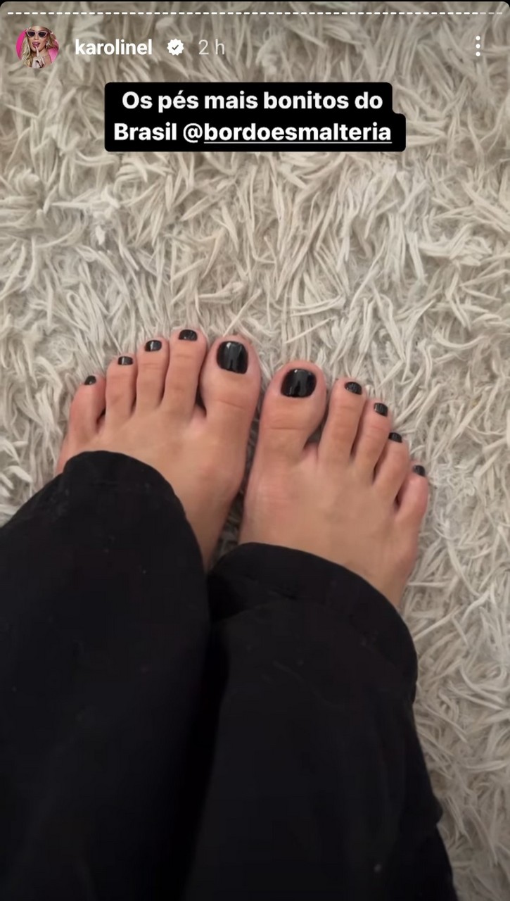 Karoline Lima Feet