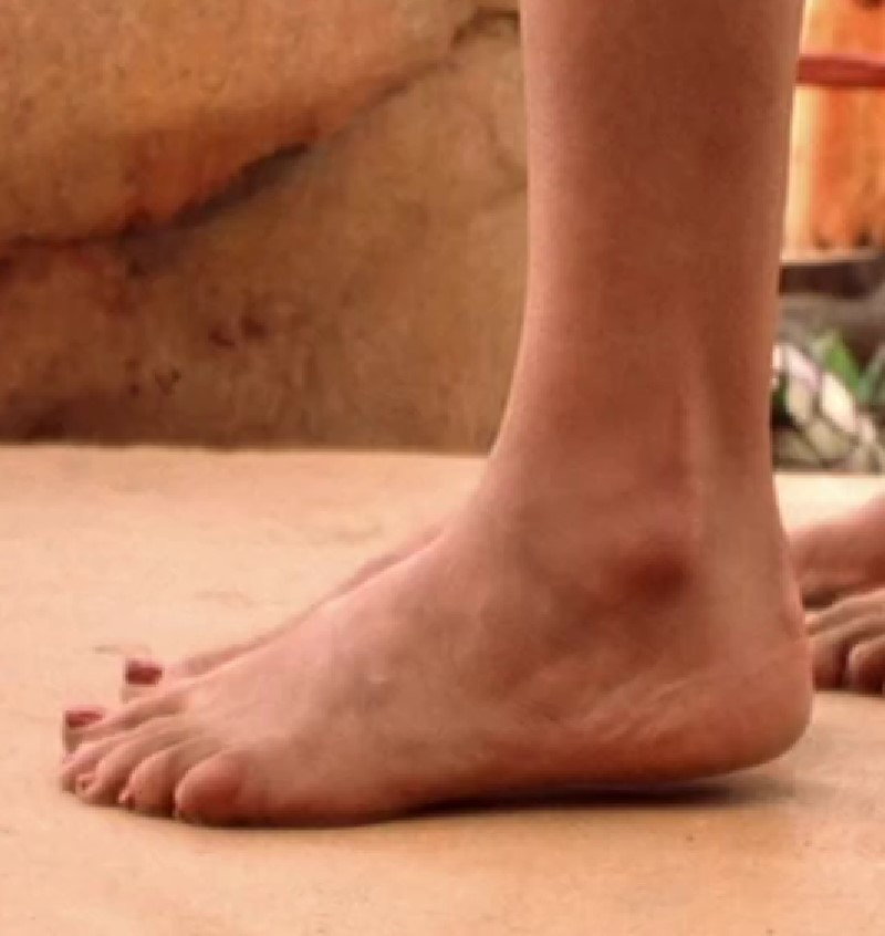 Kristen Johnston Feet