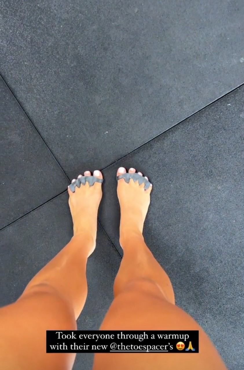 Lauren Fisher Feet