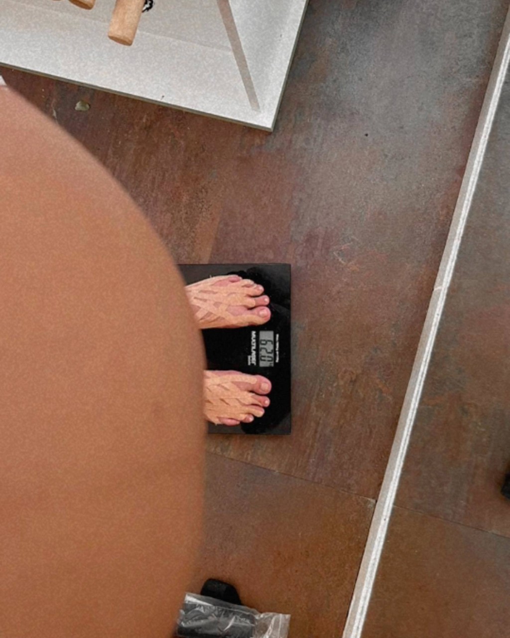 Louise Dtuani Feet