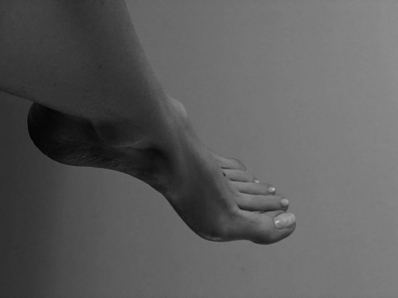 Nadine Micic Feet