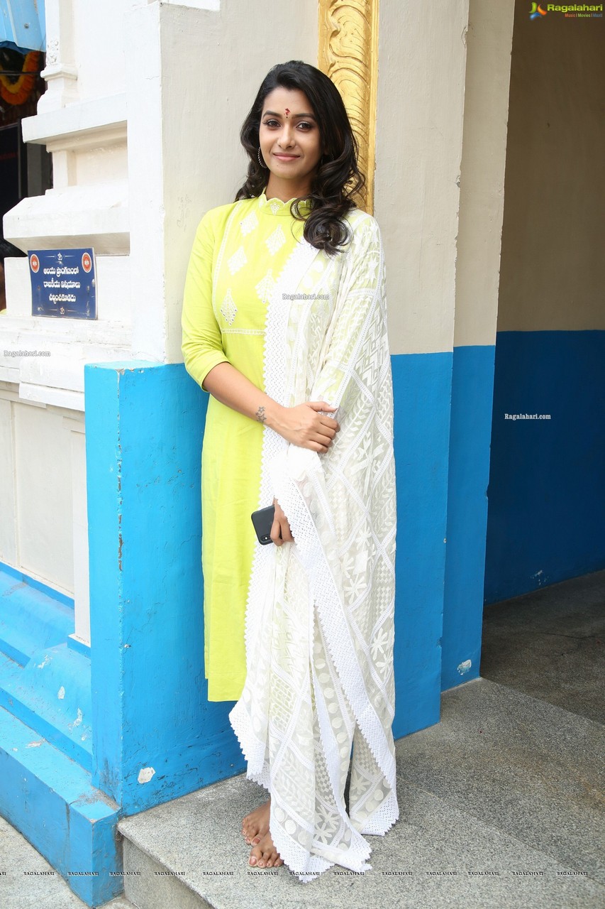 Priya Bhavani Shankar Feet