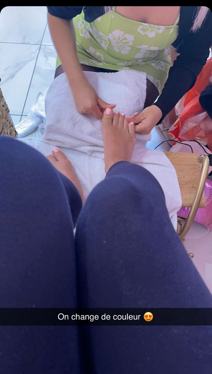 Safia Alba Feet