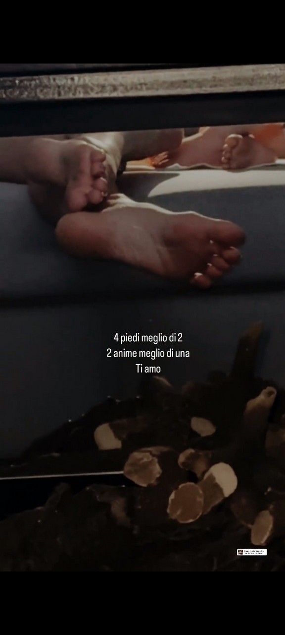 Stella Manente Feet