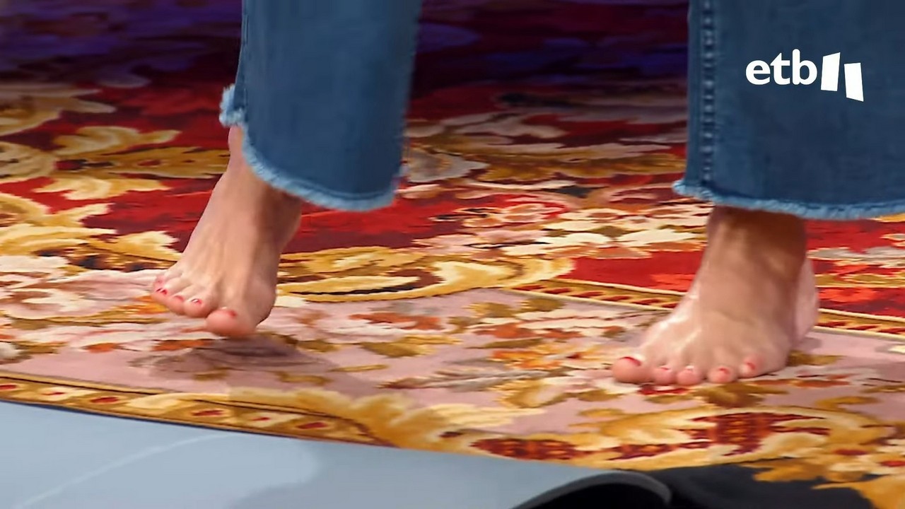 Ana Urrutia Feet
