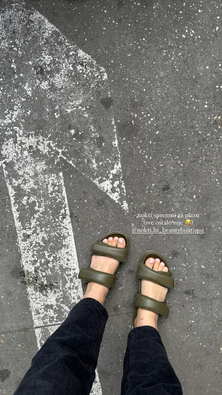 Anita Dujic Feet