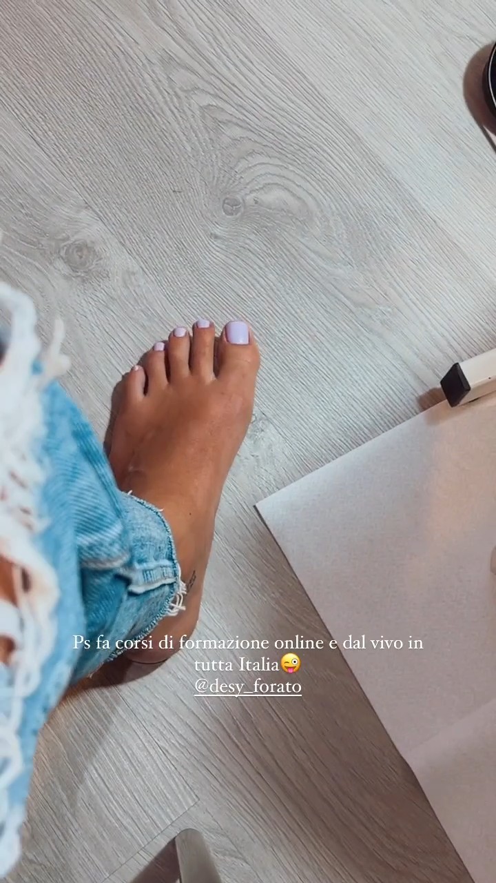 Camilla Mangiapelo Feet