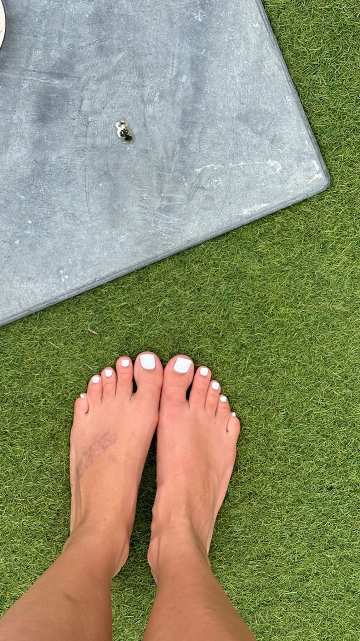 Corinna Kopf Feet