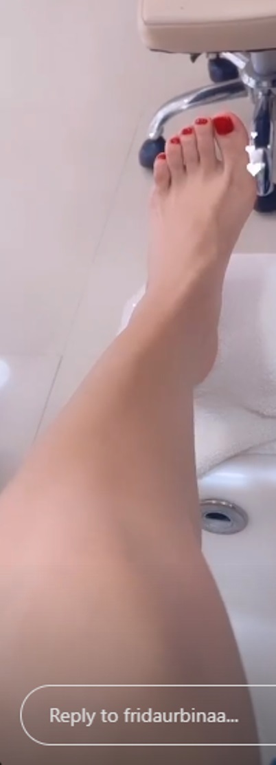 Frida Ximena Feet
