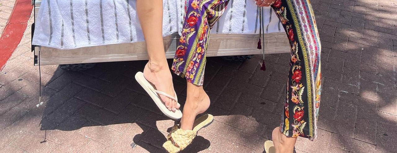 Isabela Grutman Feet