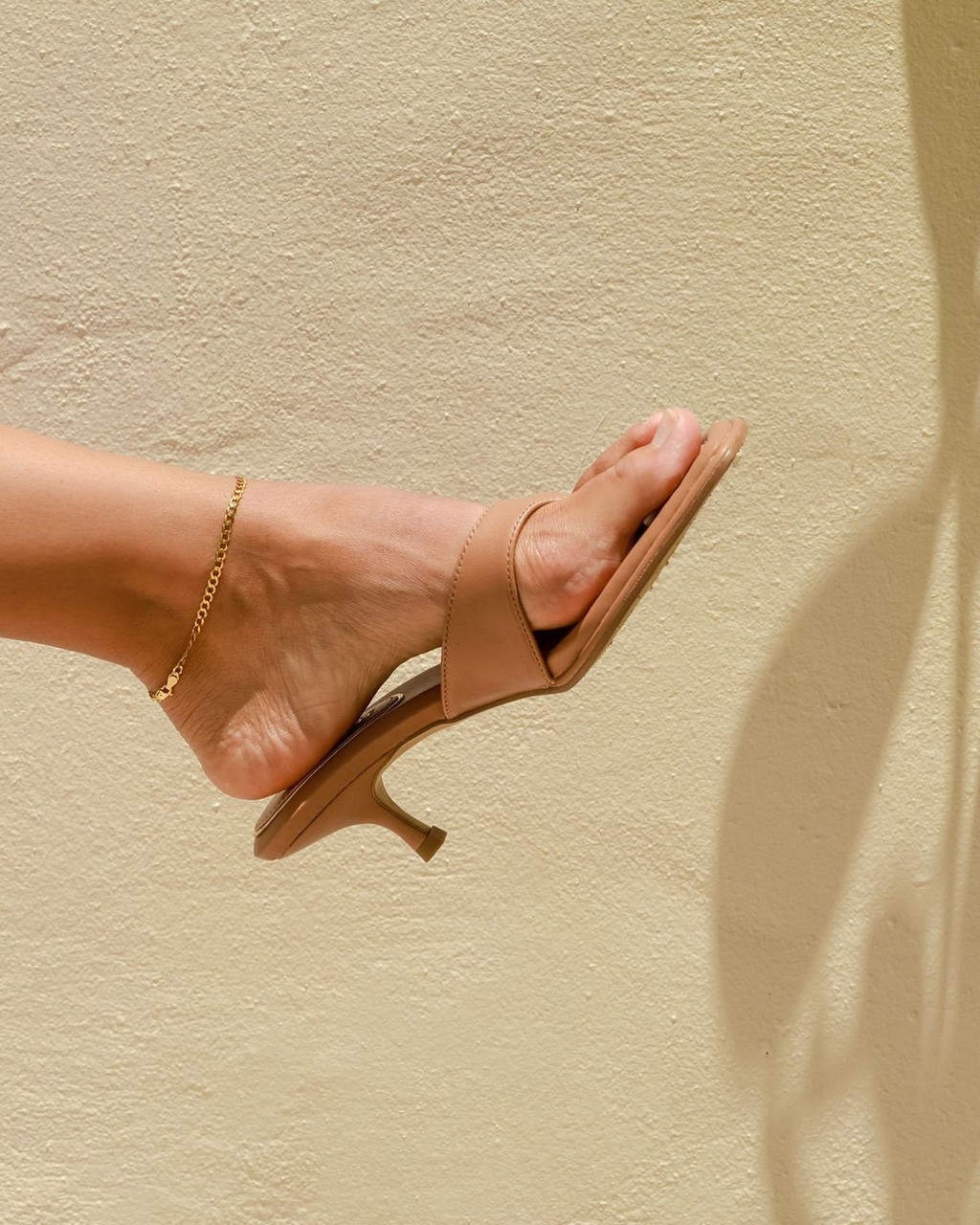 Isabela Grutman Feet