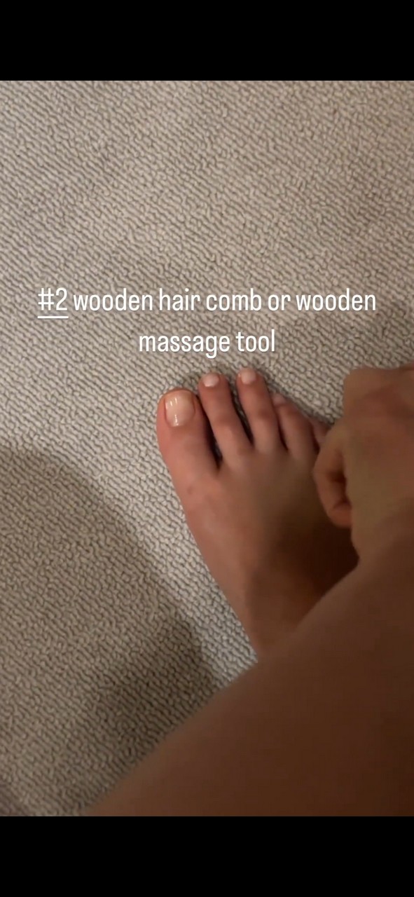 Mona Matsuoka Feet