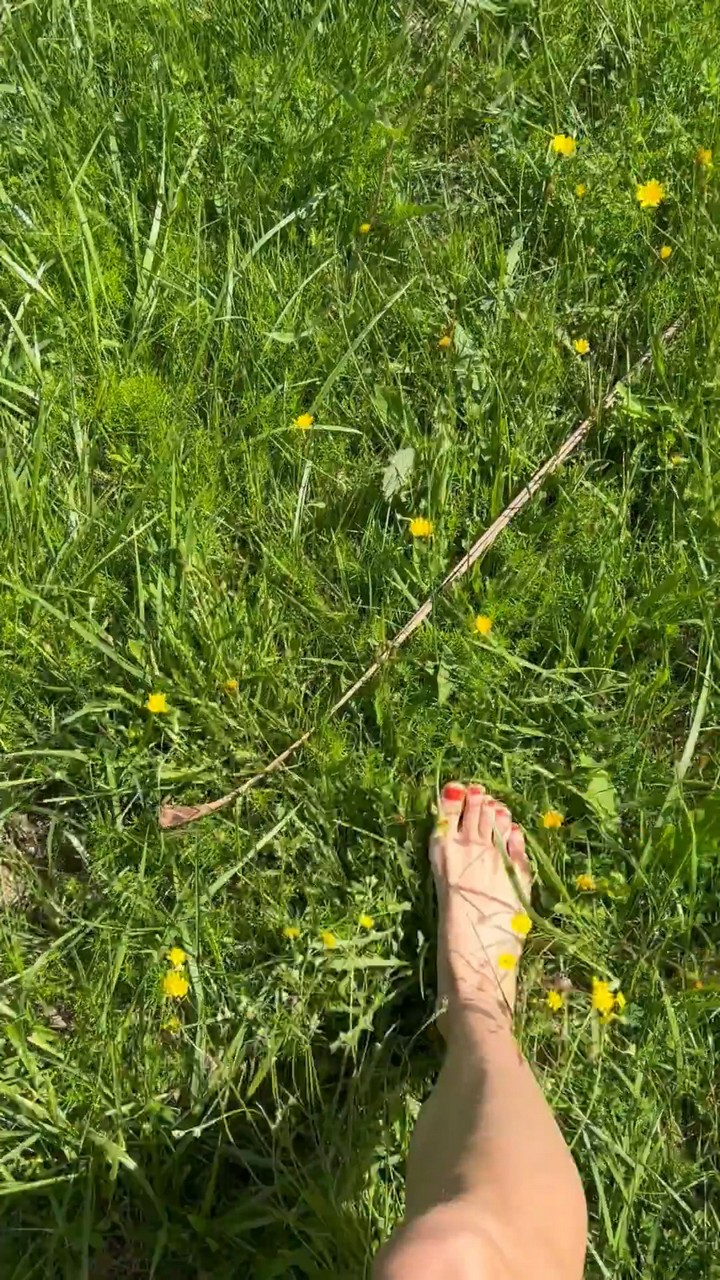 Naomi Watts Feet