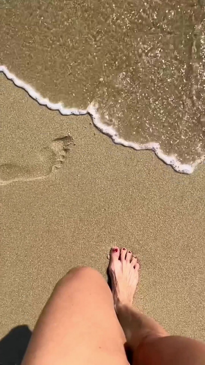 Bianca Jhordao Feet