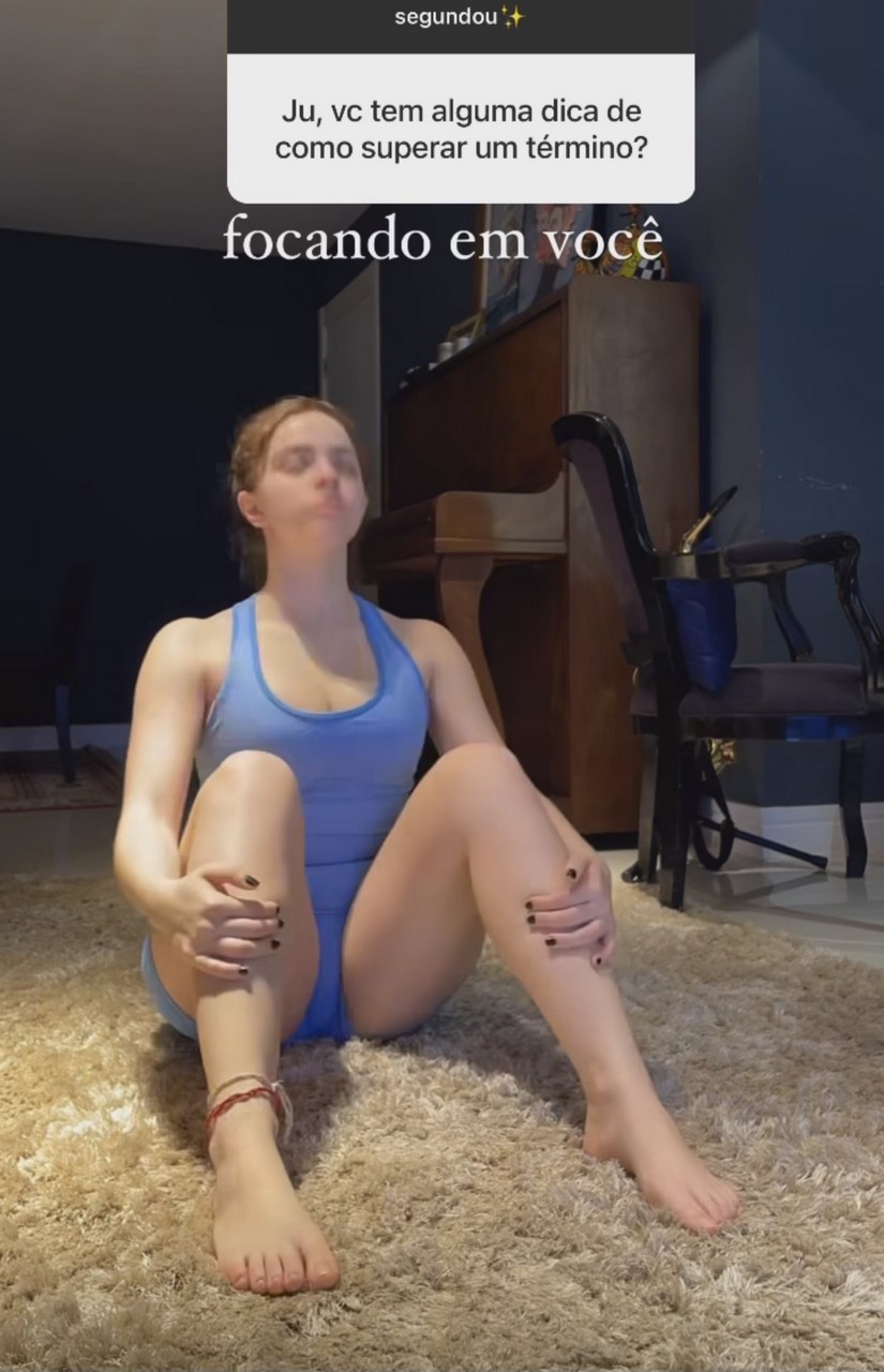 Julia Svacinna Feet