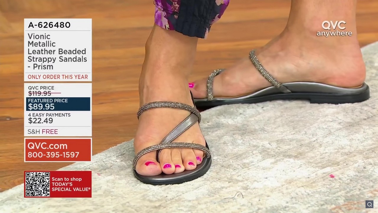 Monica Tinerino Feet