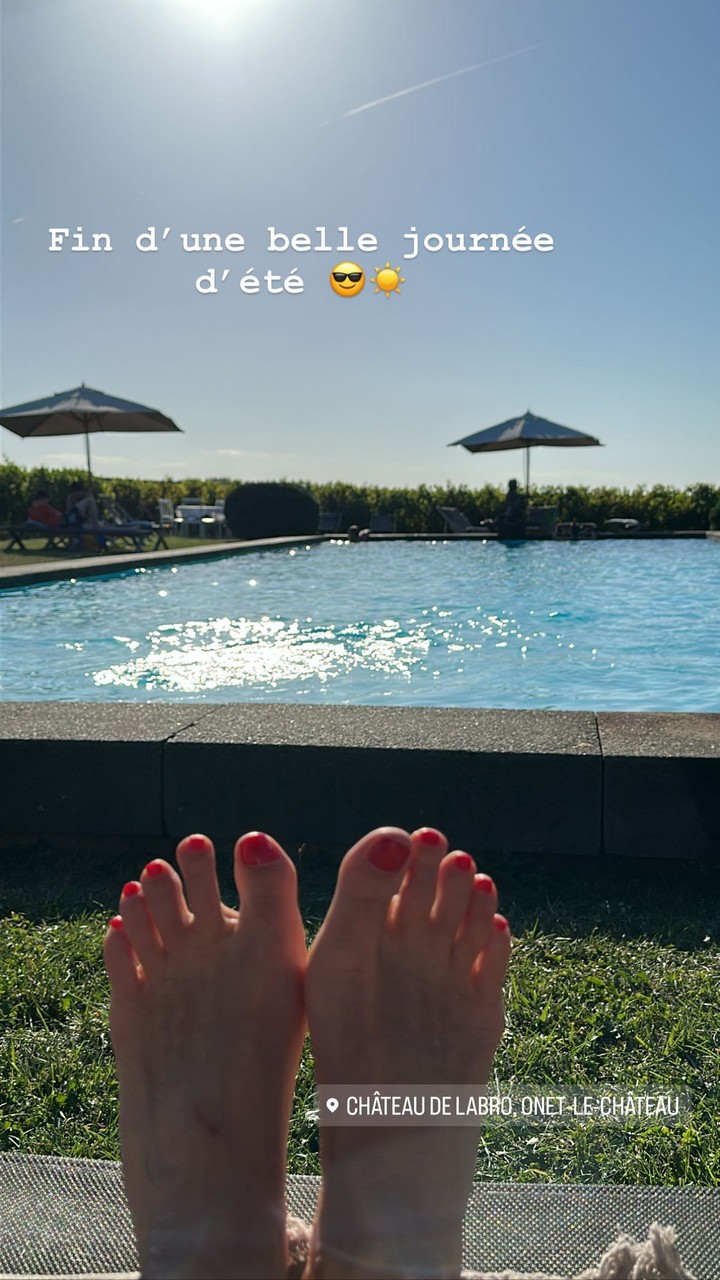 Natacha Dzikowski Feet