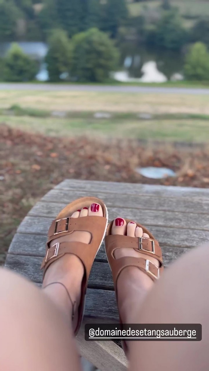 Scarlett Howard Wikifeet