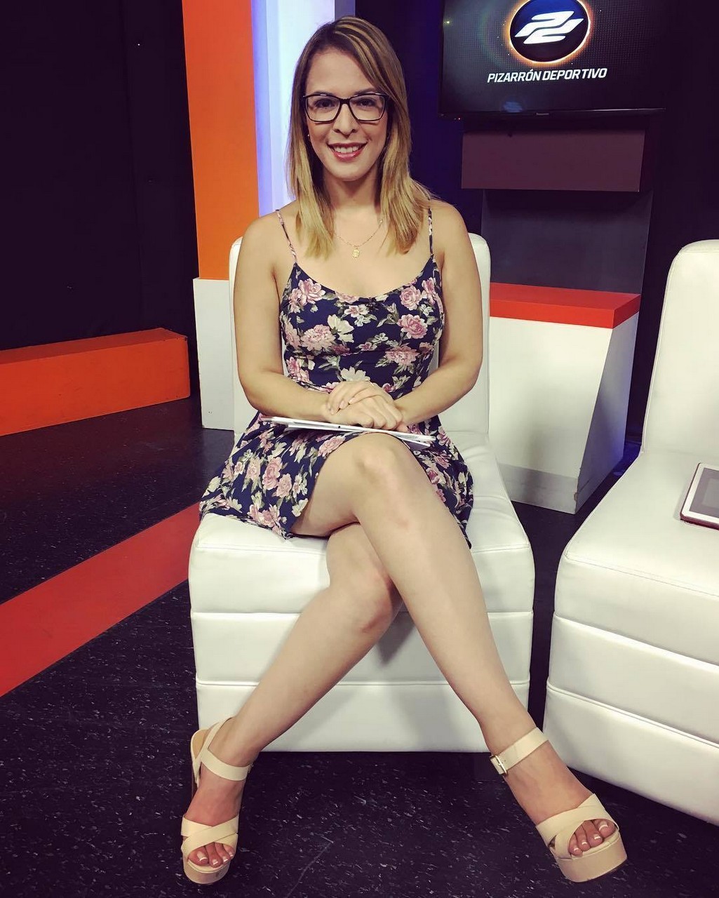 Elisa Hernandez Feet