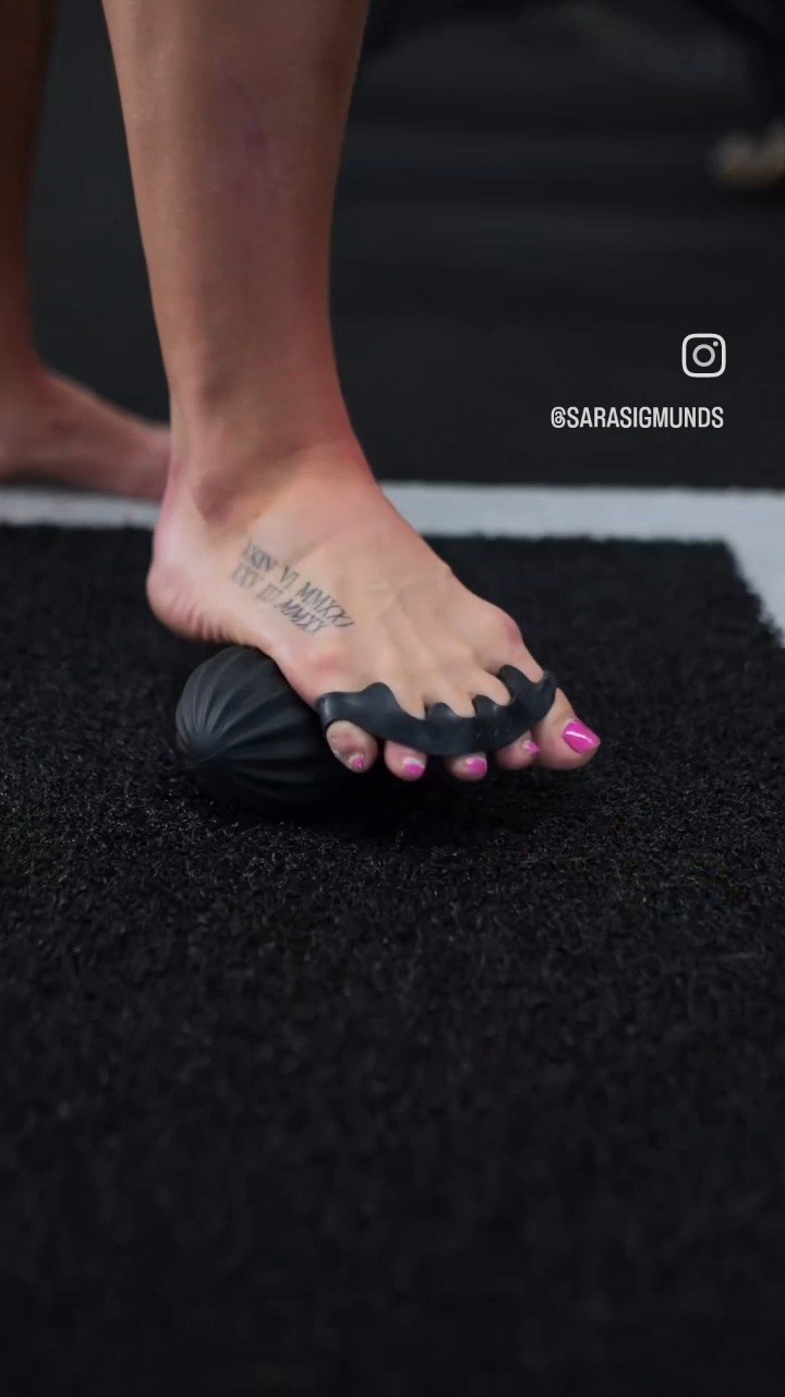 Sara Sigmunsdottir Feet