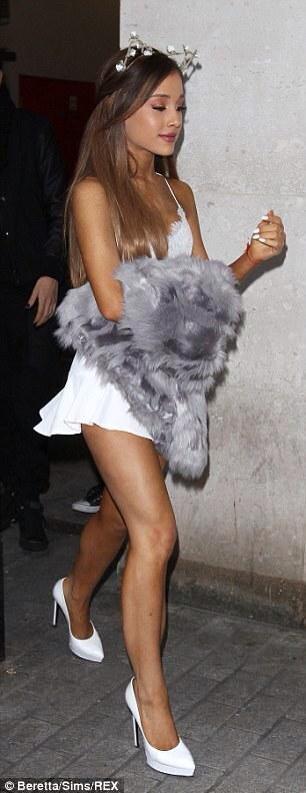 Ariana Grande Legs