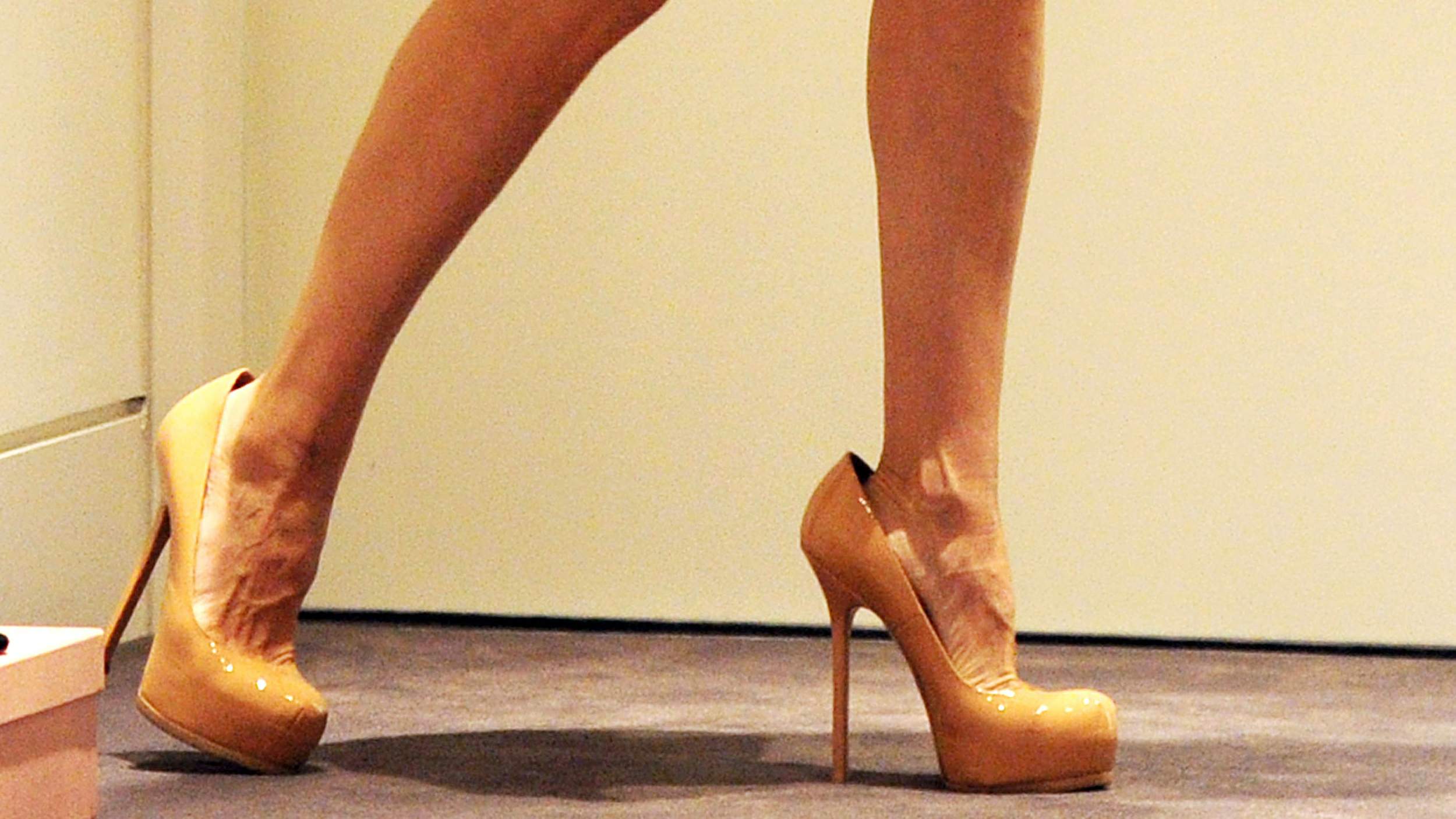 Kate Hudson Legs