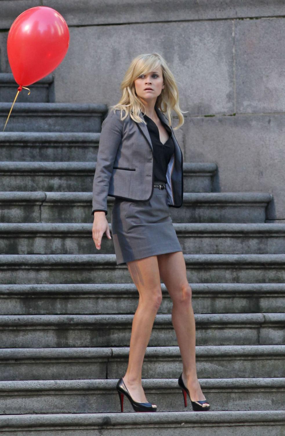 Reese Witherspoon Legs