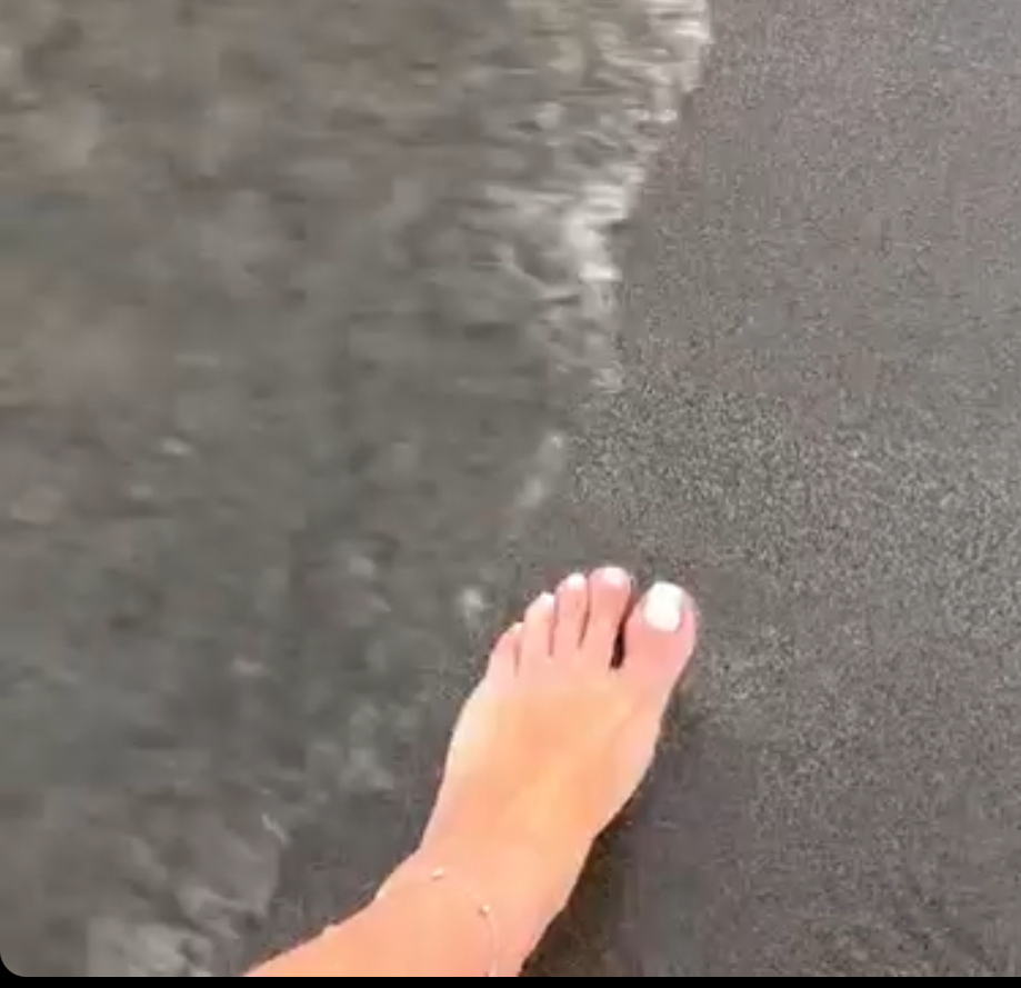 Arpi Gabrielyan Feet