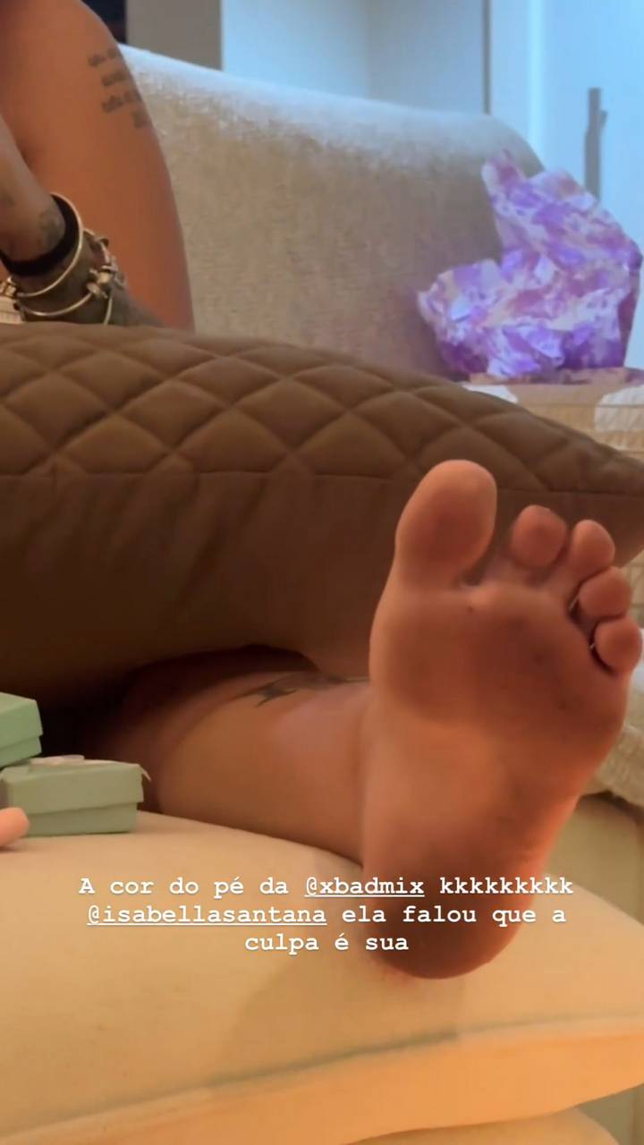 Mc Mirella Feet