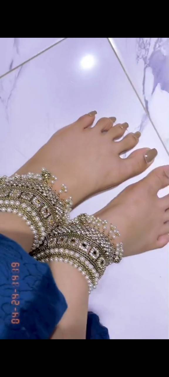 Rebecca Khan Feet