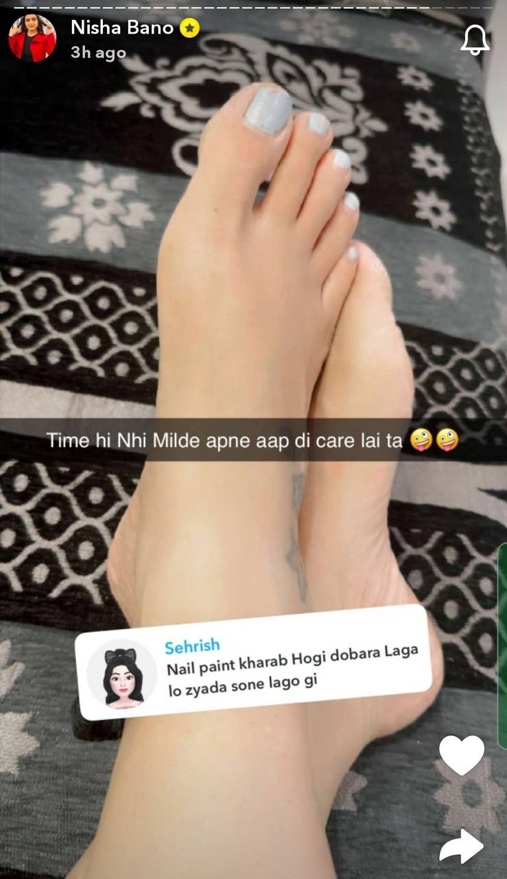 Nisha Bano Feet