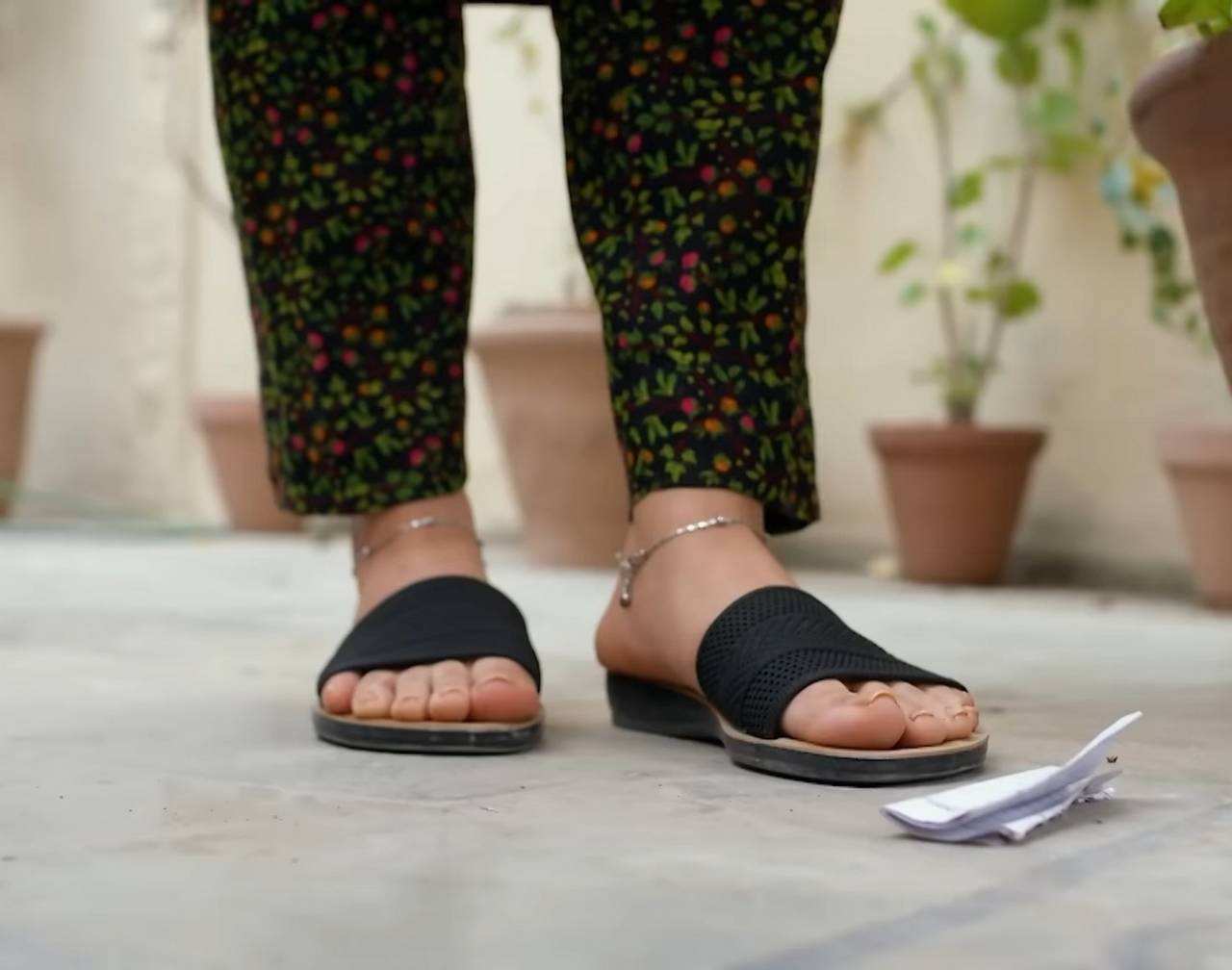 Hiba Bukhari Feet