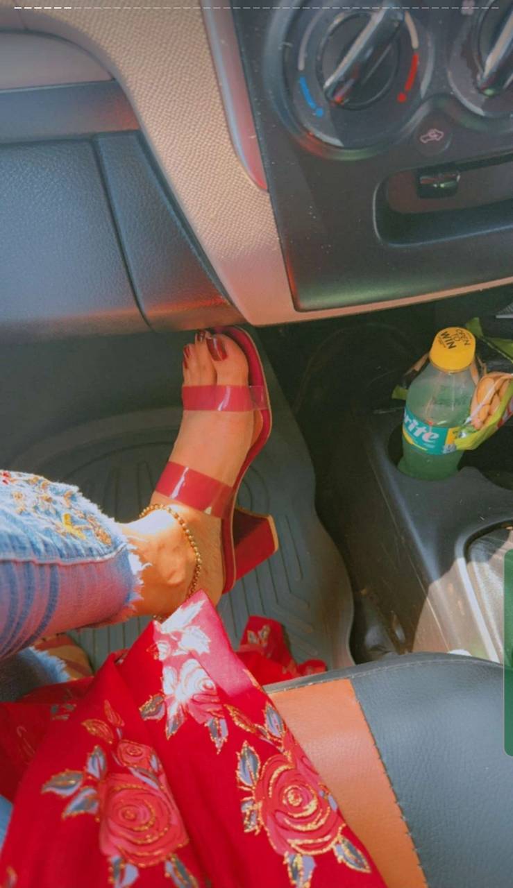 Himani Sharma Feet