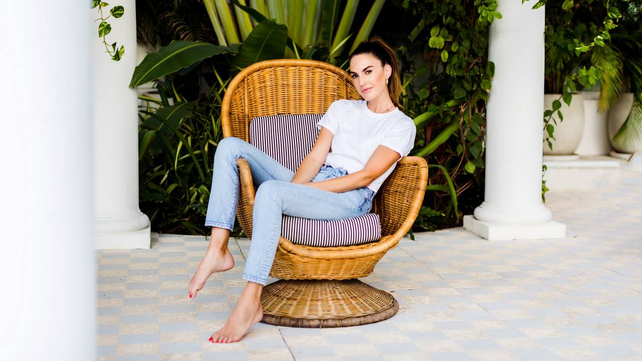 Elizabeth Chambers Feet