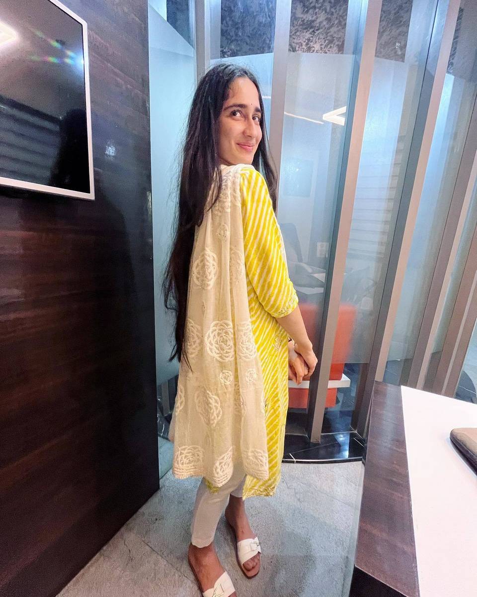 Akanksha Ruskin Barar Feet