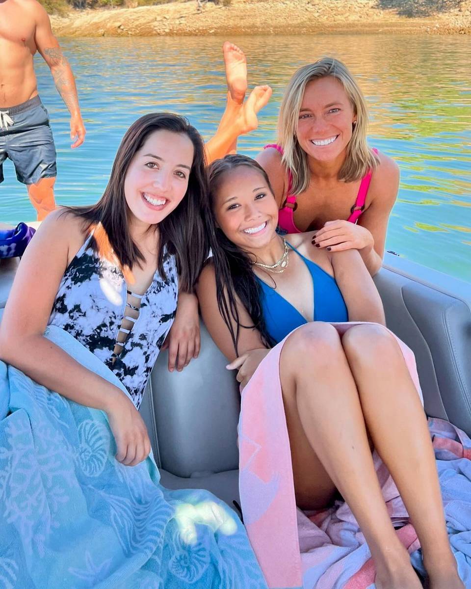 Amanda Starrantino Feet