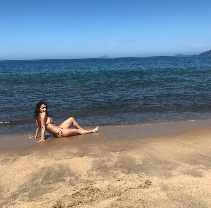 Andressa Andreatto Feet