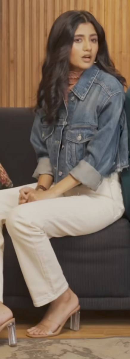 Ashlesha Thakur Feet