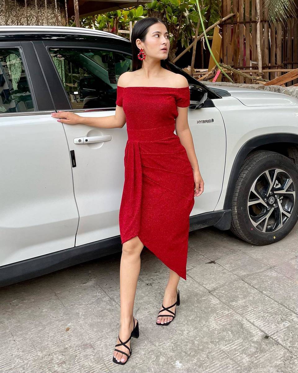 Binita Budathoki Feet