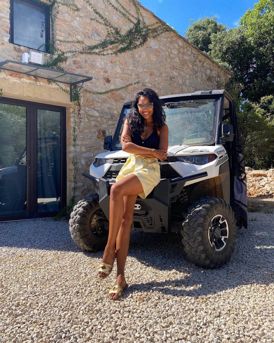 Cl Mence Botino Feet