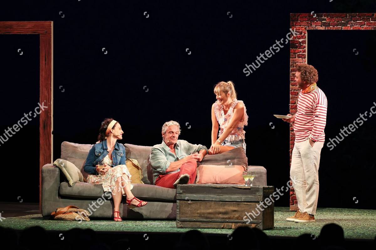 Cl Mence Thioly Feet