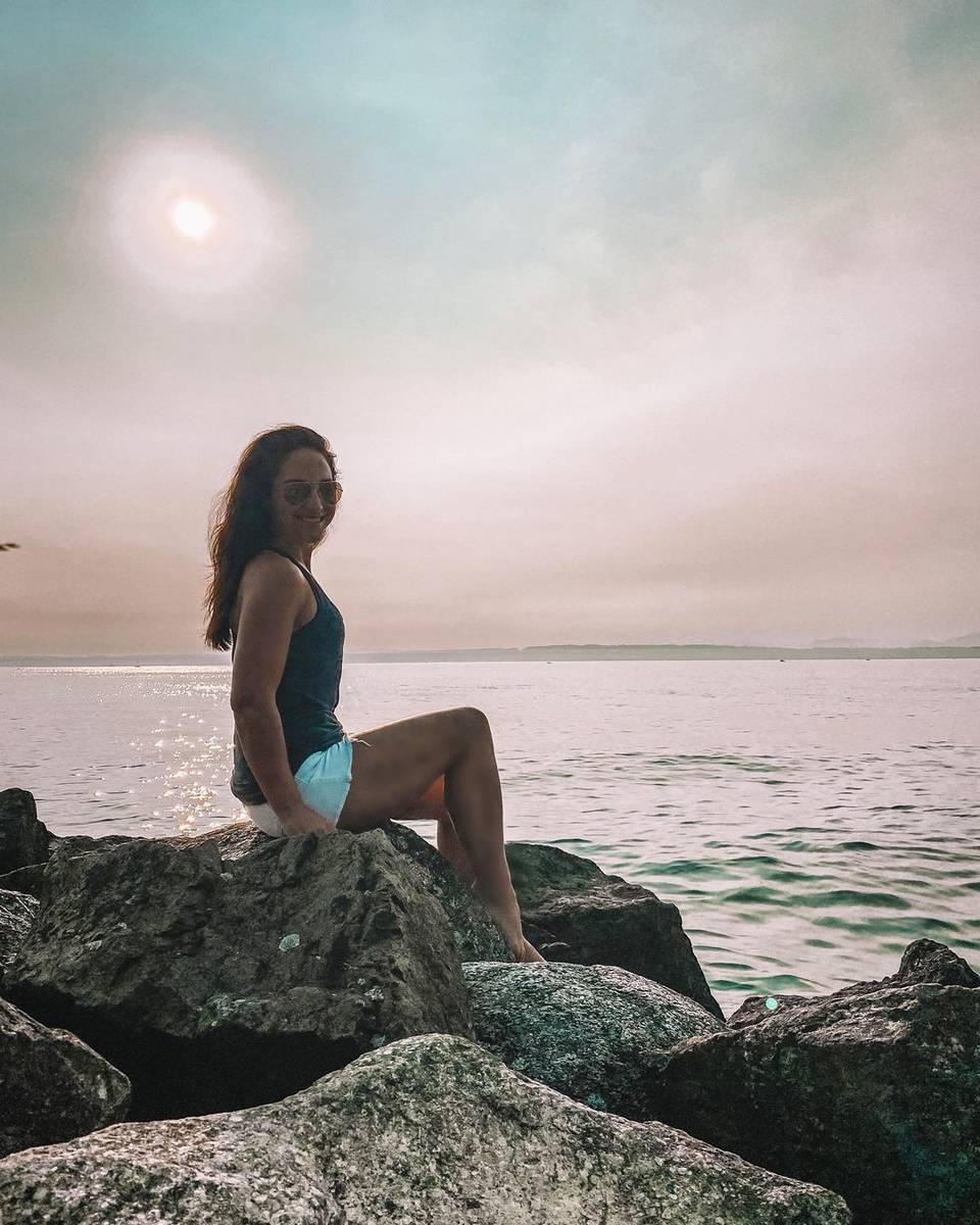 Emily Compagno Feet