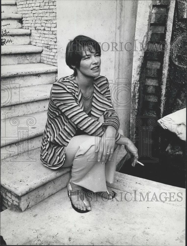 Glenda Jackson Feet